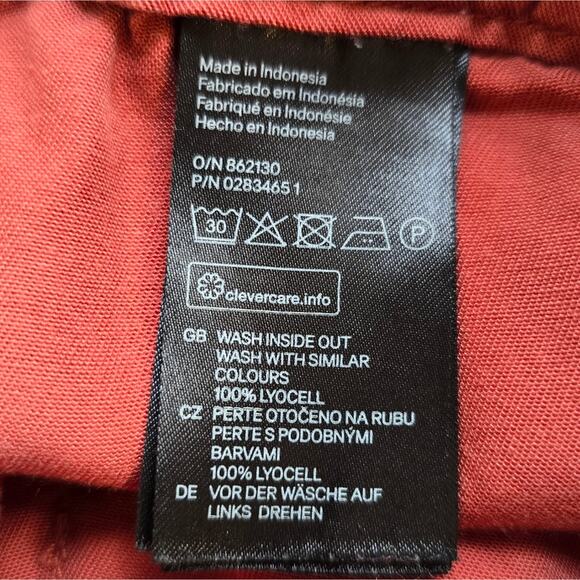 M H&M Conscious Women's Rust Orange Paperbag Belted Shorts Size 6 Patch Pockets - Picture 9 of 9